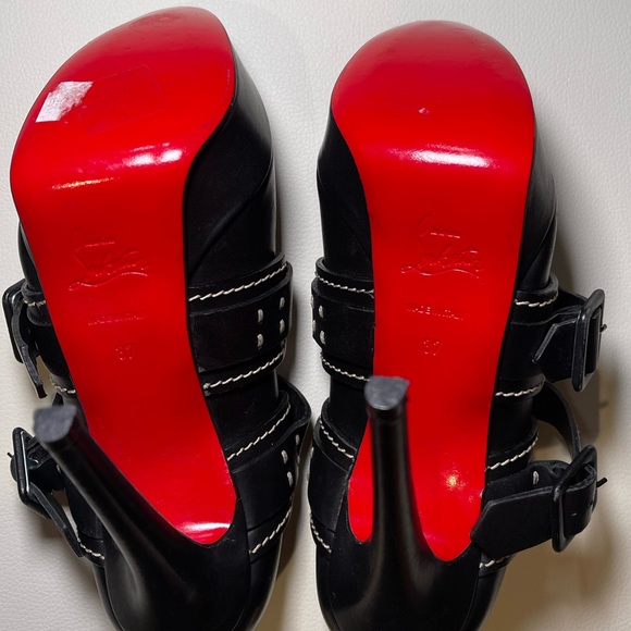 CHRISTIAN LOUBOUTIN CALF LEATHER PUMPS - AUTHENTIC - Picture 2 of 6